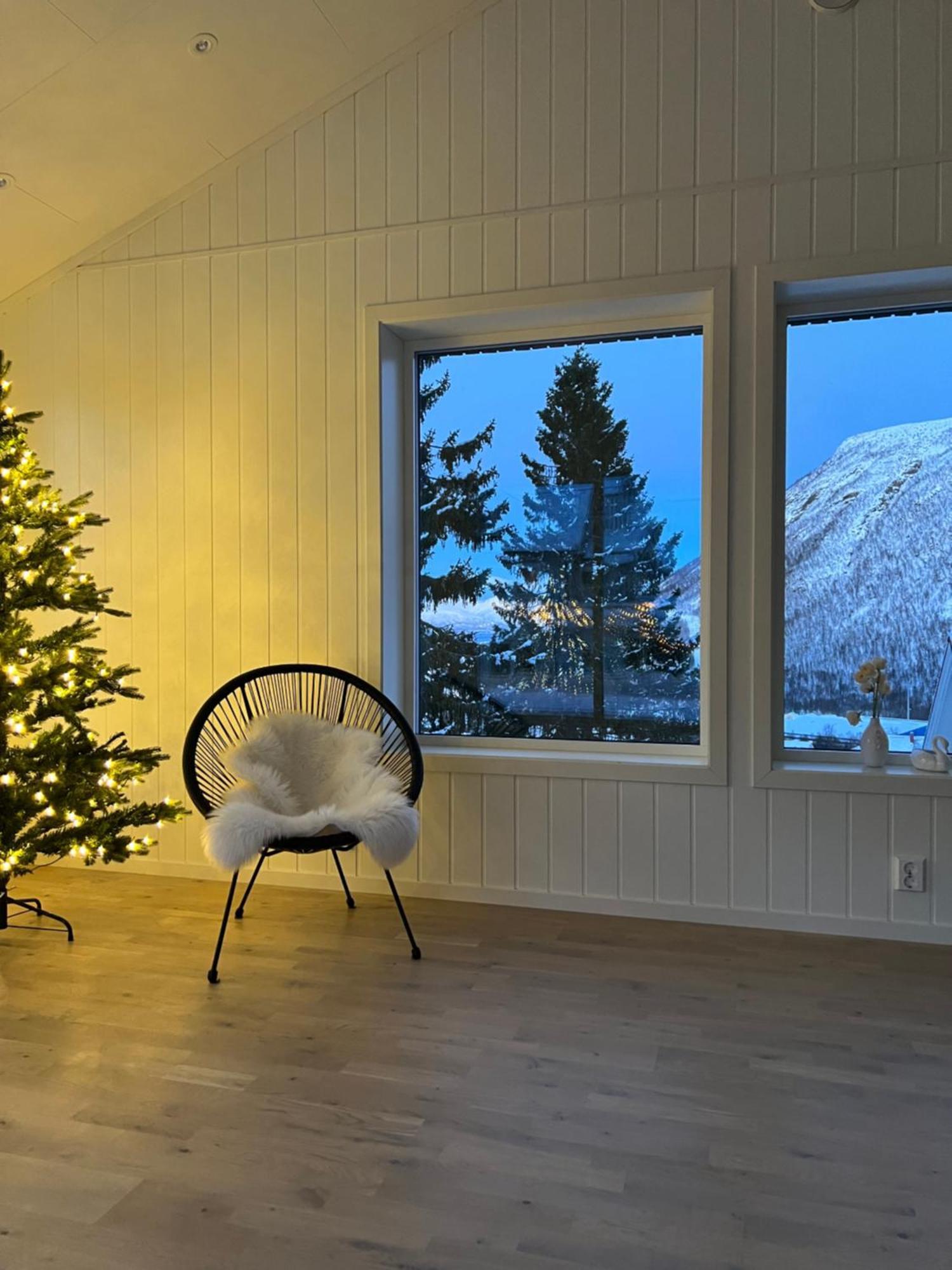 Tromso Arctic Villa With Free Parking Exterior photo